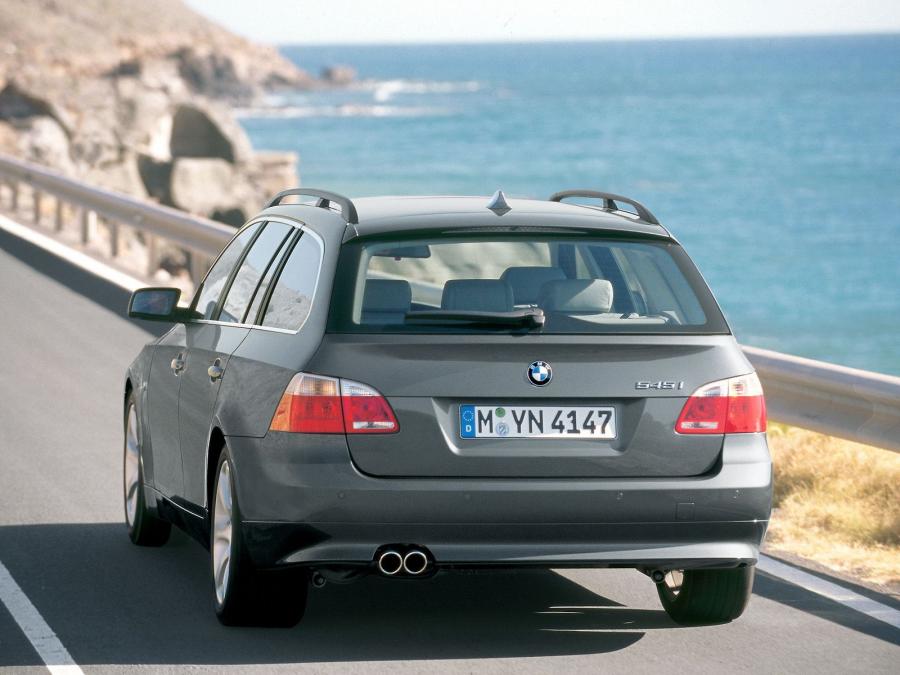  BMW 545i Touring (E61) 2004 года  (WW) (фото 41 из 42)